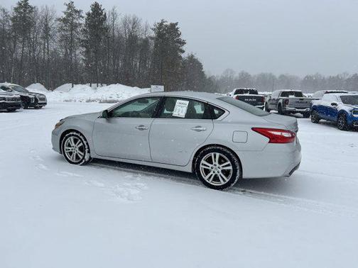 2016 Nissan Altima 3.5 SL