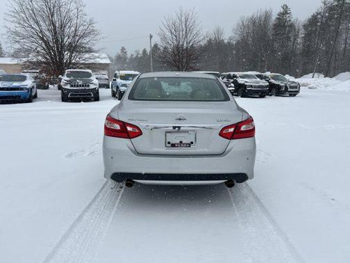 2016 Nissan Altima 3.5 SL