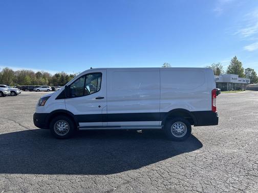 OXFORD WHITE 2024 Ford Transit-250 Base