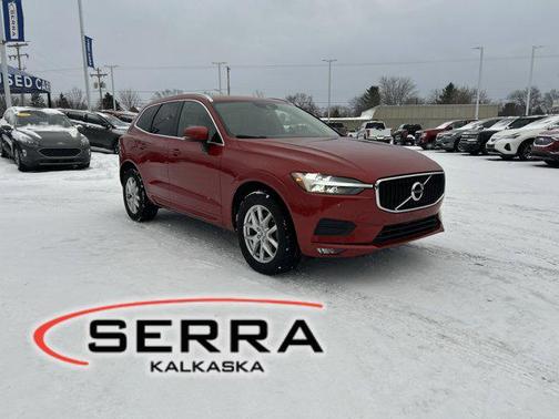 2021 Volvo XC60 T5 Momentum
