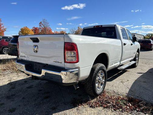 2024 RAM 2500 Big Horn Crew Cab 4x4 8' Box