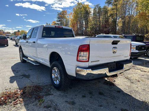 2024 RAM 2500 Big Horn Crew Cab 4x4 8' Box