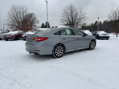 2015 Hyundai SONATA Sport