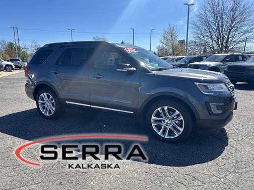 MAGNETIC 2017 Ford Explorer XLT