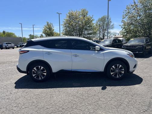 Pearl White 2018 Nissan Murano SL