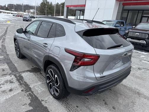 2025 Chevrolet Trax FWD 2RS