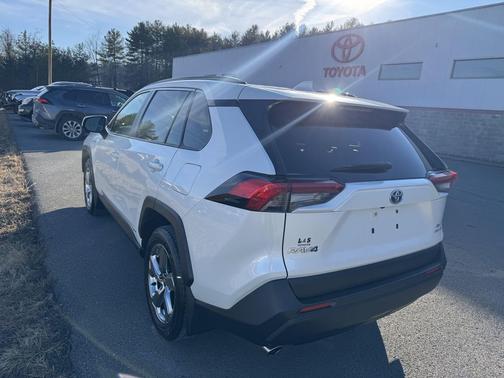 2021 Toyota RAV4 Hybrid XLE Premium