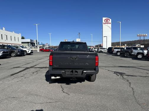 2025 Toyota Tacoma 