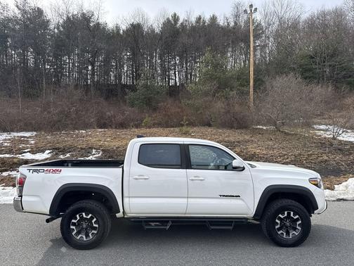 2023 Toyota Tacoma TRD Sport