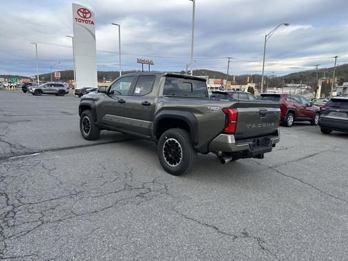2026 Toyota Tacoma Hybrid 