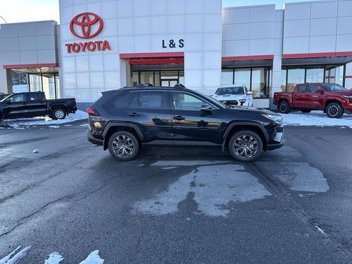 2025 Toyota RAV4 Hybrid XLE Premium