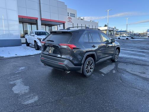 2025 Toyota RAV4 Hybrid XLE Premium