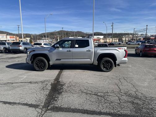2026 Toyota Tundra Hybrid Limited