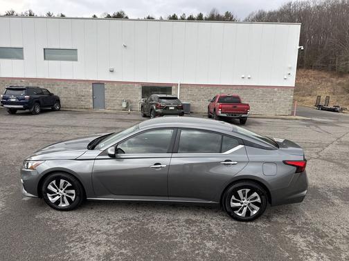 2020 Nissan Altima S FWD