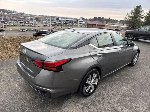 2020 Nissan Altima S FWD