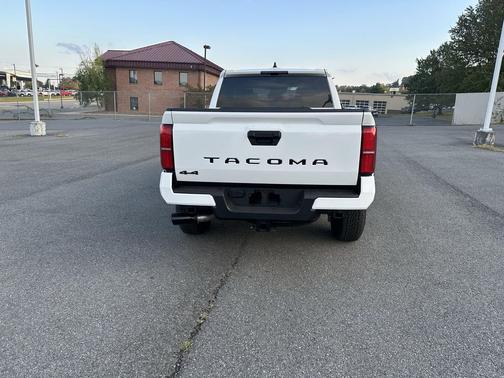 2025 Toyota Tacoma TRD Off Road