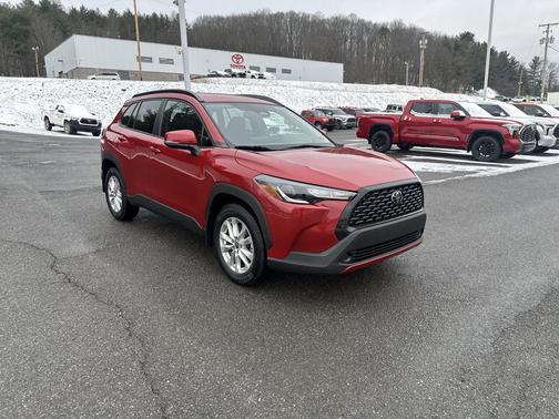 2023 Toyota Corolla Cross LE