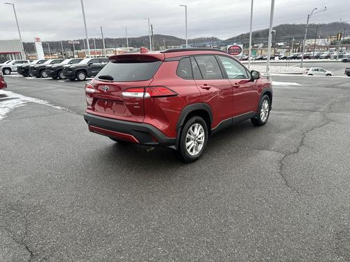 2023 Toyota Corolla Cross LE