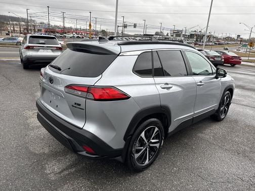 2025 Toyota Corolla Hybrid SE