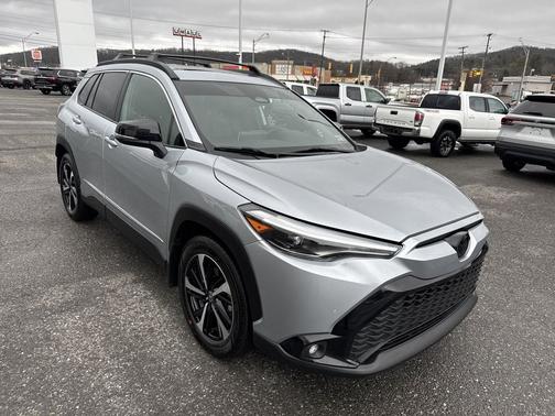 2025 Toyota Corolla Hybrid SE