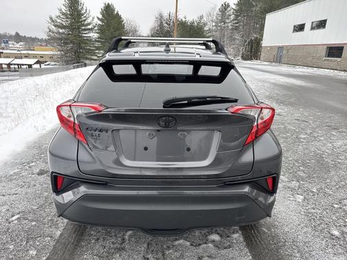 2021 Toyota C-HR XLE