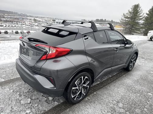2021 Toyota C-HR XLE