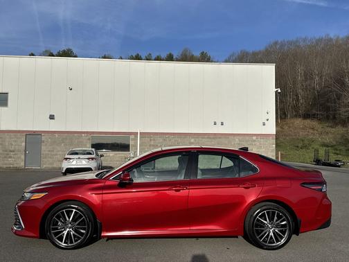 2023 Toyota Camry XLE