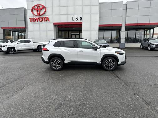 2026 Toyota Corolla Cross XLE