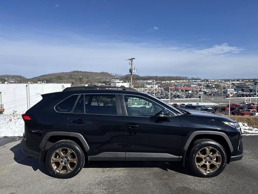 2023 Toyota RAV4 Hybrid Woodland Edition