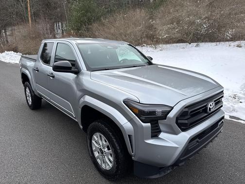 2024 Toyota Tacoma SR