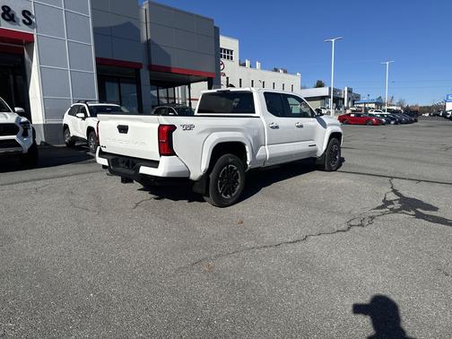2025 Toyota Tacoma 