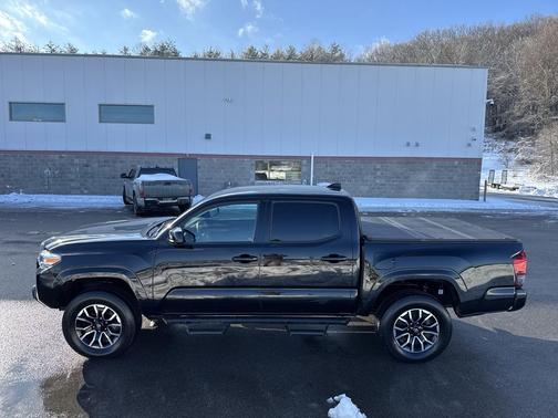 2023 Toyota Tacoma SR