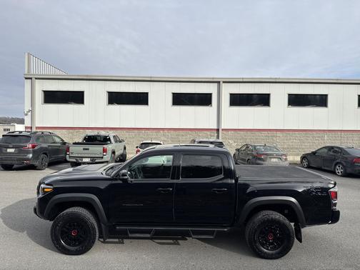 2023 Toyota Tacoma TRD Pro