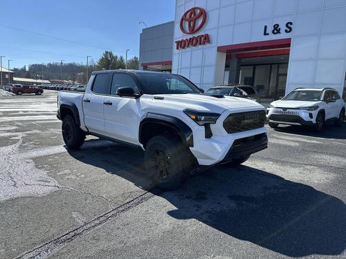 2026 Toyota Tacoma Hybrid 