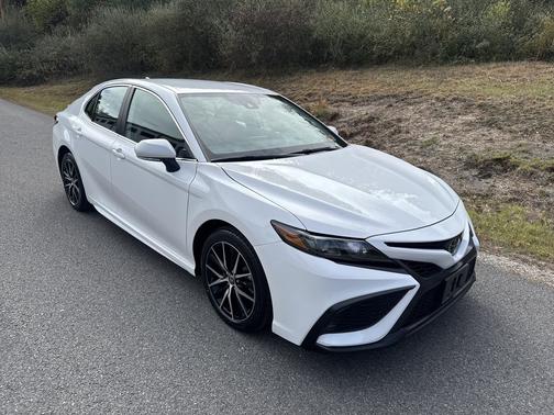2023 Toyota Camry 