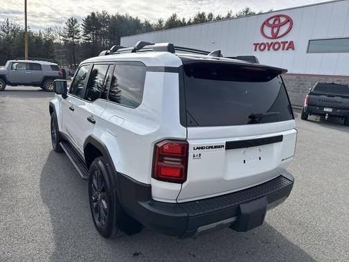 2024 Toyota Land Cruiser Base