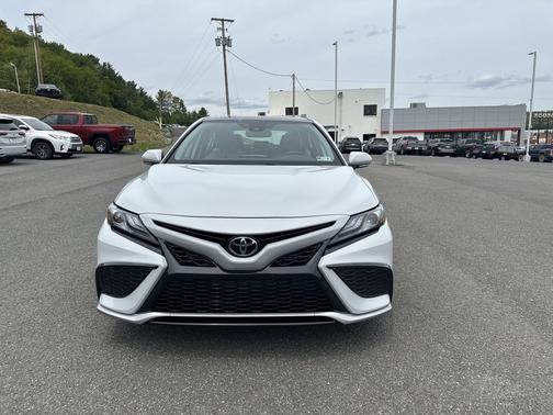 Ice Edge 2022 Toyota Camry XSE