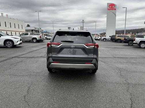 2025 Toyota RAV4 Limited