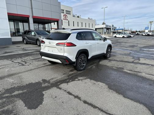 2026 Toyota Corolla Cross XLE