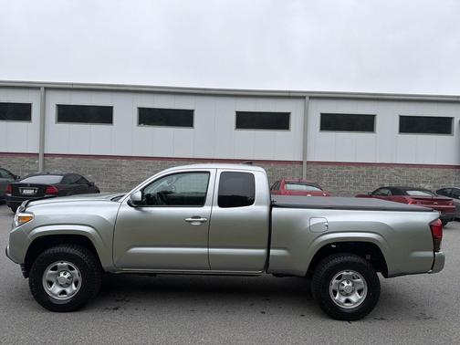 Celestial Silver Metallic 2023 Toyota Tacoma SR