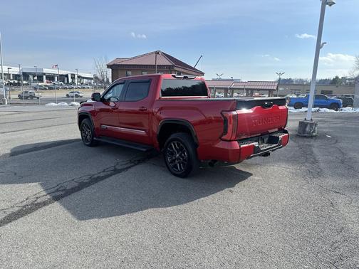 2025 Toyota Tundra Platinum