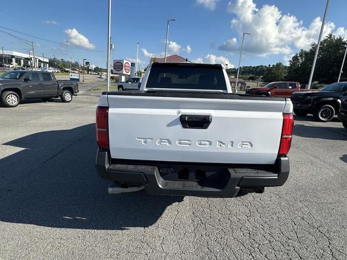 2025 Toyota Tacoma SR