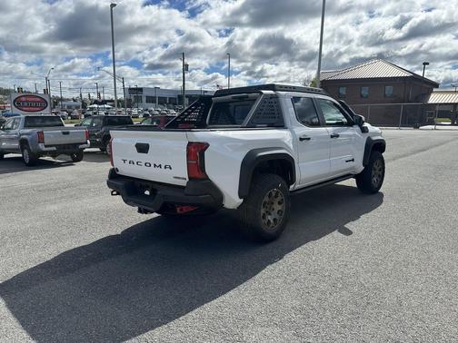 2025 Toyota Tacoma Hybrid Trailhunter Hybrid