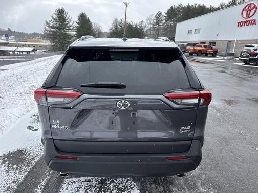 2025 Toyota RAV4 Hybrid XLE Premium