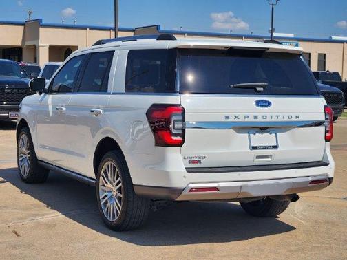 Star White 2023 Ford Expedition Limited