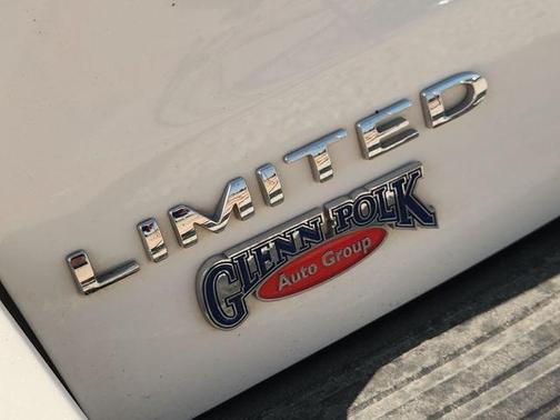 White Metallic 2023 Ford Expedition Limited