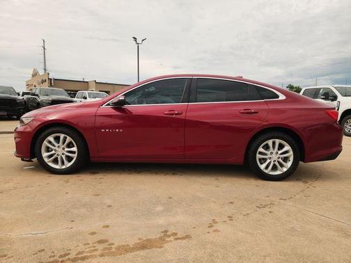 Red Tinted Clearcoat 2018 Chevrolet Malibu LT