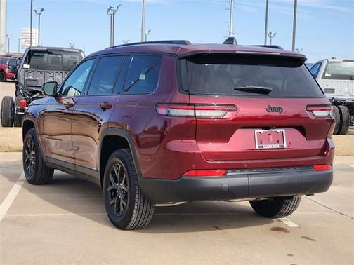 2025 Jeep Grand Cherokee L Laredo