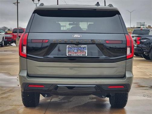 2025 Ford Expedition Tremor
