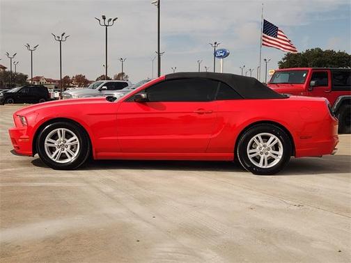2014 Ford Mustang V6